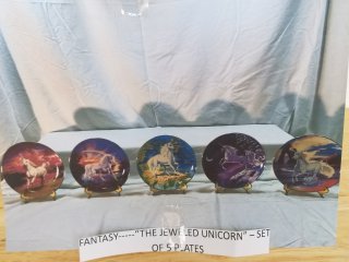 Collectible plate set, mint in boxes 