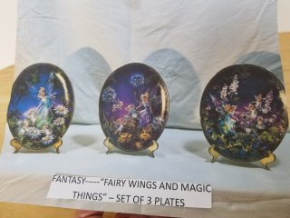 Collectible plate set, mint in boxes 