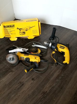 Item #255 — DeWalt Power Tools Set photo 1 of 5