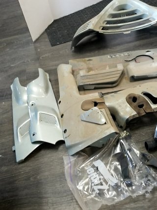 Item #303 — VINTAGE Vehicle Body Parts Lot photo 4 of 10