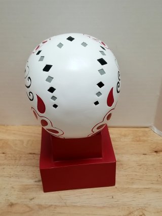 Item #211 — Atlanta Falcons Sugar Skull Figurine photo 2 of 2