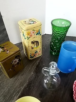 Item #157 — KITCHEN ware & Drink ware Lot photo 5 of 6