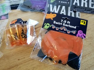 Item #296 — Halloween Decorations Lot photo 2 of 4
