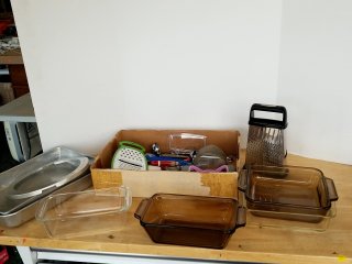 Item #259 — KITCHENWARE with glass bakeware photo 1 of 4