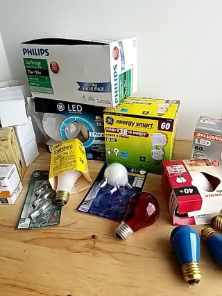 Item #66 — Light Bulbs & Assorted Packaging photo 3 of 6