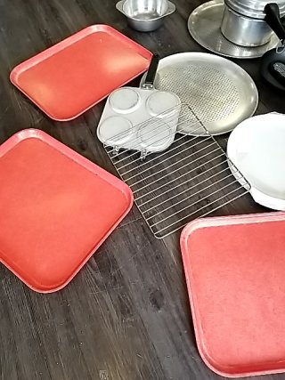 Item #109 — ASSORTED Kitchen Cookware & Bake ware photo 5 of 5
