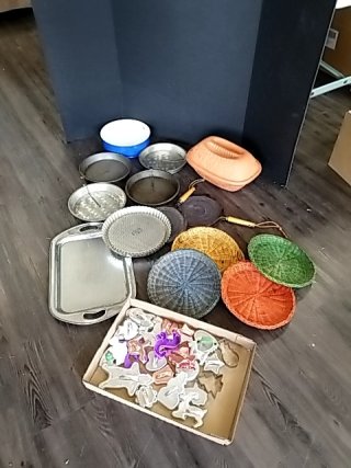 Item #117 — Baking pans and cookie cutters lot photo 1 of 6
