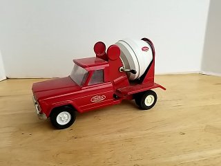 Item #79 — Tonka Cement Mixer Truck, 9 x 5 x 3 inch photo 1 of 5