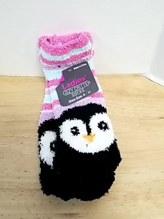 Item #175 — New Ladies Cozy Penguin Socks size 4-11