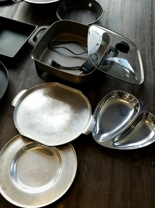 Item #255 — KITCHEN items photo 2 of 4
