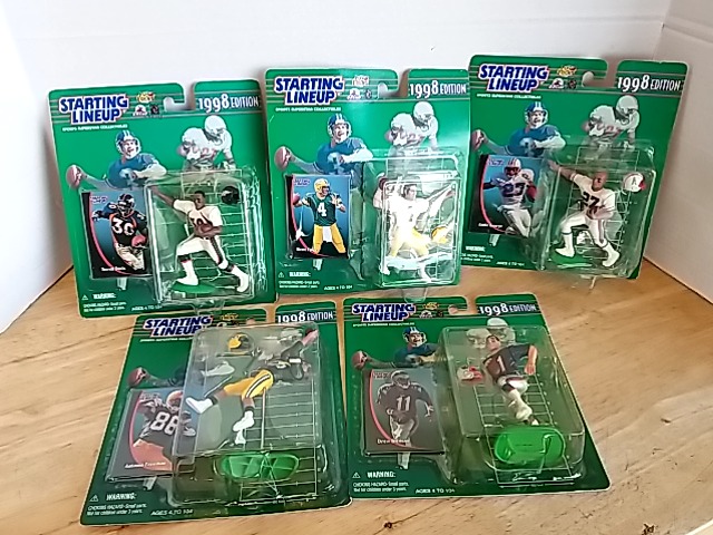 Item #24 — New 1998 Starting Lineup Football Figures photo 1 of 6