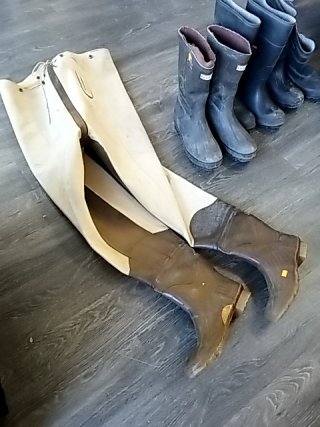 Item #261 — USED Boots Lot Waiters size 9, boots 10 photo 3 of 3