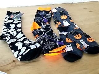 Item #389 — New Halloween Socks Trio Ladies 4-10 photo 1 of 2