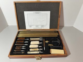 Item #253 — Gunmaster Universal Cleaning Kit