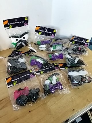 Item #218 — New Halloween Pumpkin Push-In Sets photo 1 of 5