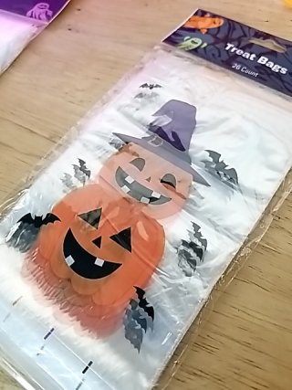 Item #426 — New Halloween Treat Supplies Bundle photo 2 of 4