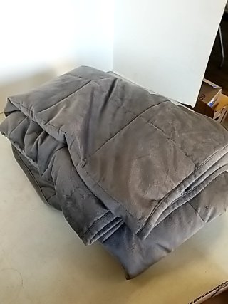 Item #265 — WEIGHTED blanket approx 12 lbs photo 2 of 2