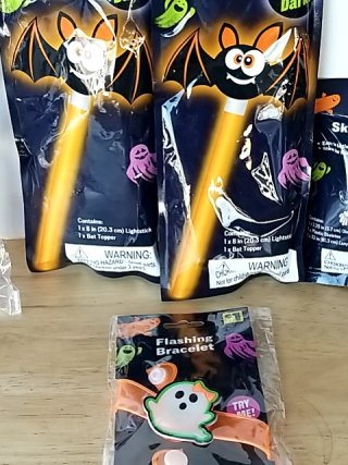 Item #381 — New Halloween Glow Sticks & Party Lights photo 3 of 5