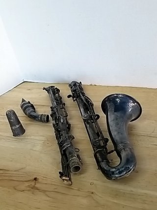 Item #269 — Vintage Saxophone Parts Lot photo 1 of 8