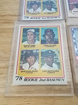 Item #181 — 3 Cal Ripken, Alex Rodriquez, 2 Lou Whitaker, rookie cards photo 3 of 7