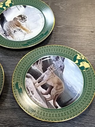Item #367 — Set of 5 Wildlife Decorative Plates photo 2 of 5