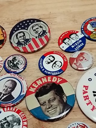 Item #137 — Vintage Presidential Campaign Buttons photo 5 of 11