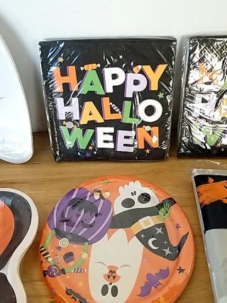 Item #158 — New Halloween Party Supplies Set photo 4 of 7