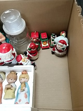 Item #368 — CHRISTMAS Ornaments & Figurines Lot photo 3 of 6