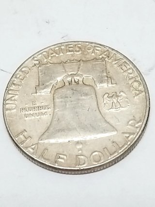 Item #125 — 1963 Silver Franklin Half Dollar photo 2 of 2
