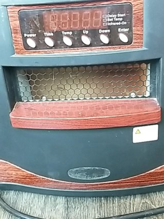 Item #26 — INFRARED heater, Tested and works photo 4 of 4
