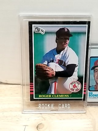 Item #3 — 1973-1991 Rookie Baseball Cards, Clemens, Martinez, Johnson, Boone photo 6 of 7