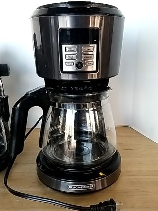 Item #176 — BLACK & Decker Coffee Maker and magic chef espresso maker photo 2 of 4