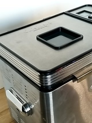 Item #177 — CBK-200 CUISINART convection bread maker , great shape, with manual photo 3 of 8