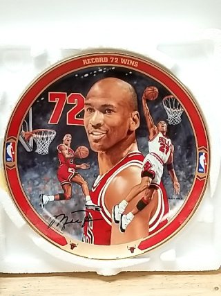 Item #151 — 1996 Michael Jordan 72 Wins Commemorative Plate COA, MIB photo 1 of 5