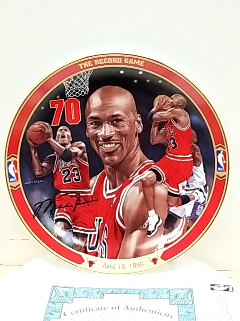 Item #25 — Michael Jordan Record Game Plate MIB, COA, 1996 photo 1 of 3