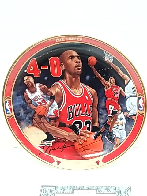Item #2 — Michael Jordan Bulls Commemorative Plate MIB, with COA, 1996 photo 1 of 3