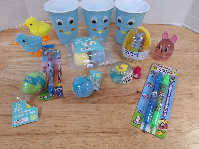 Item #368 — New Easter Toys photo 1 of 3