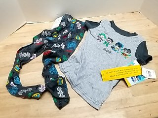 Item #347 — New Batman Kids Outfit Set 4T