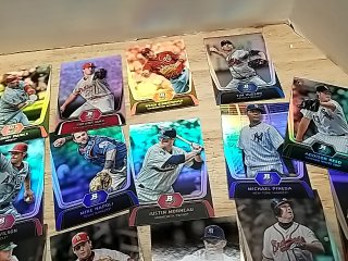 Item #86 — Baseball trading cards collection photo 6 of 11