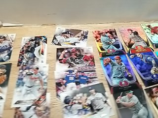 Item #86 — Baseball trading cards collection photo 5 of 11