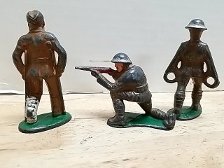 Item #18 — Vintage Toy Soldiers Set 3 in, metal photo 3 of 3