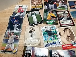 Item #85 — Baseball Card Collection photo 5 of 8