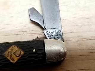 Item #127 — Vintage Camillus 2-Blade Pocket Knife photo 2 of 4