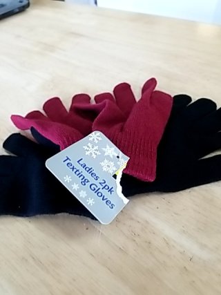 Item #546 — New Ladies Texting Gloves 2pk photo 2 of 2