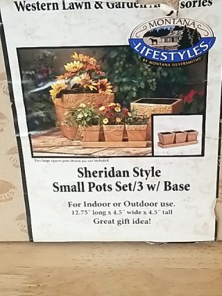 Item #432 — Sheridan Style Small Pots Set w/ Base Excellent condition photo 1 of 3