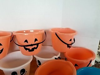 Item #213 — New Halloween Buckets Lot 10 in photo 4 of 4