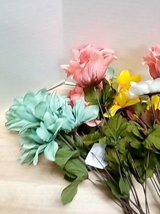 Item #141 — New Artificial Flower Bouquet photo 2 of 4