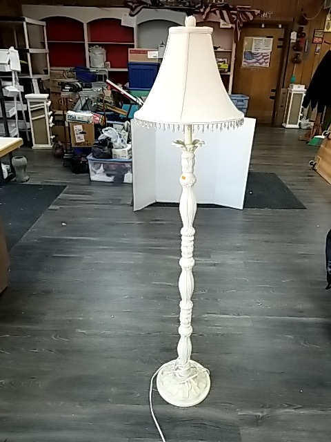 Item #106 — WHITE Floor Lamp with Shade Approx 5 foot tall photo 1 of 3