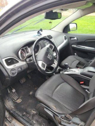 Item #100 — 2016 Dodge Journey non running, see description photo 5 of 12