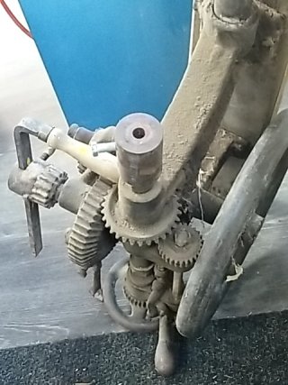 Item #101 — ANTIQUE Metal Gear Assembly, approx 3 foot long photo 4 of 6